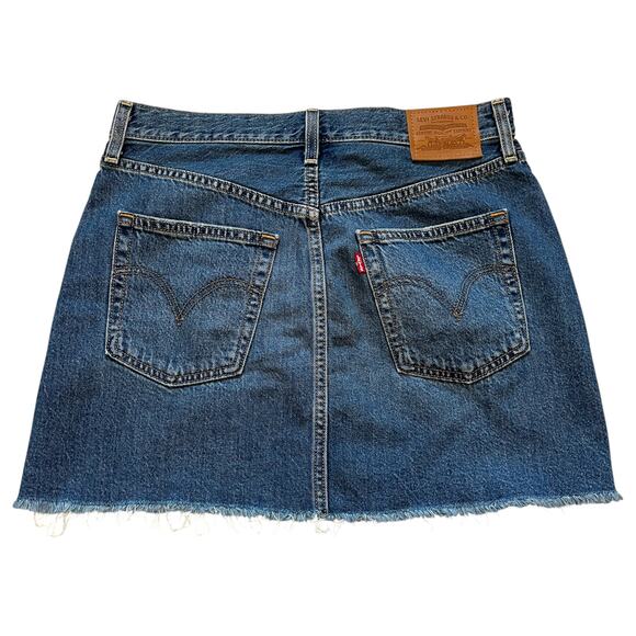 Levis Ribcage Button Fly Raw Hem Cut Off Denim Mini Skirt Blue Size 29 - Picture 4 of 8